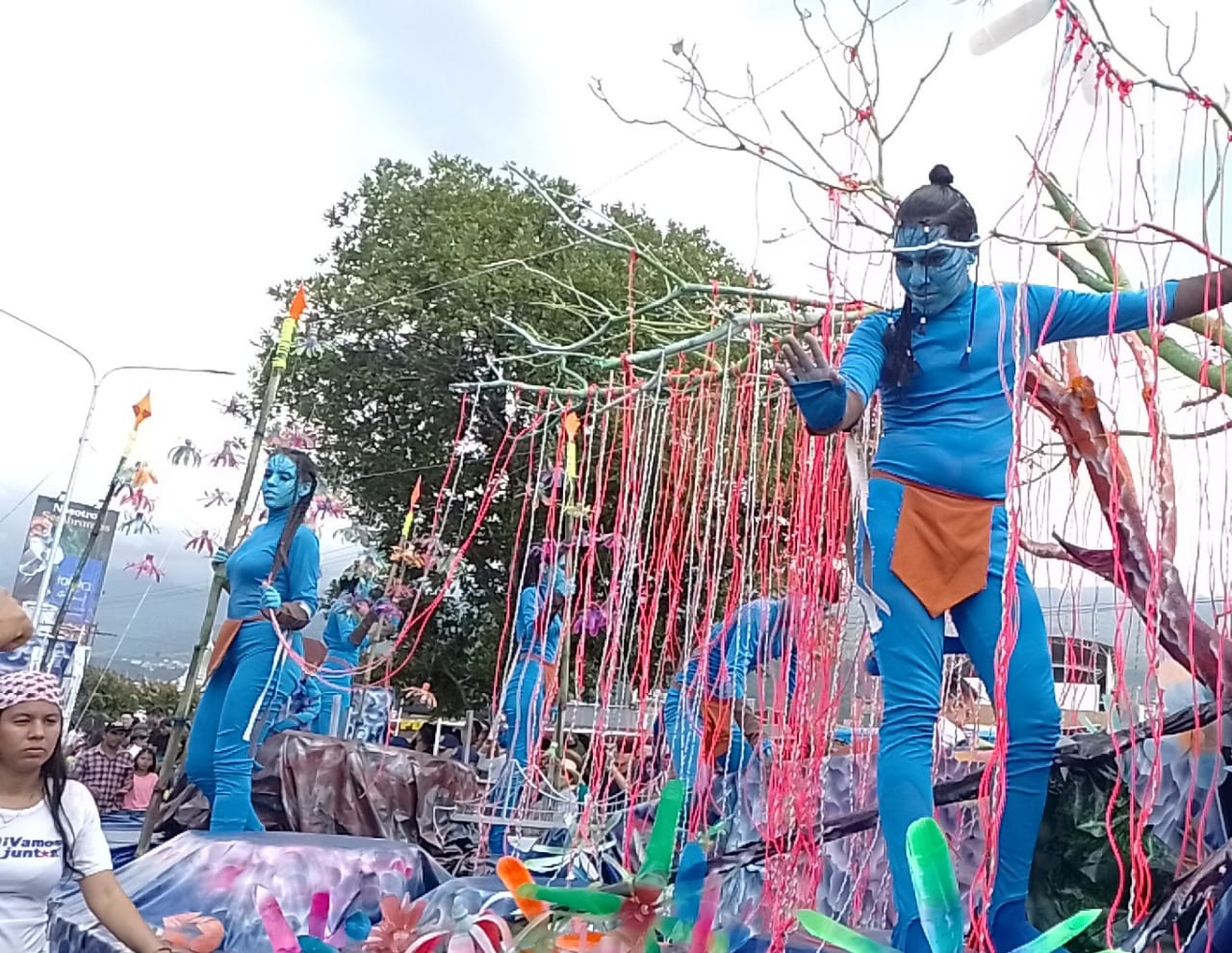 Magia, color, cultura, historia y ritmo, así se vivió el desfile de la FISS