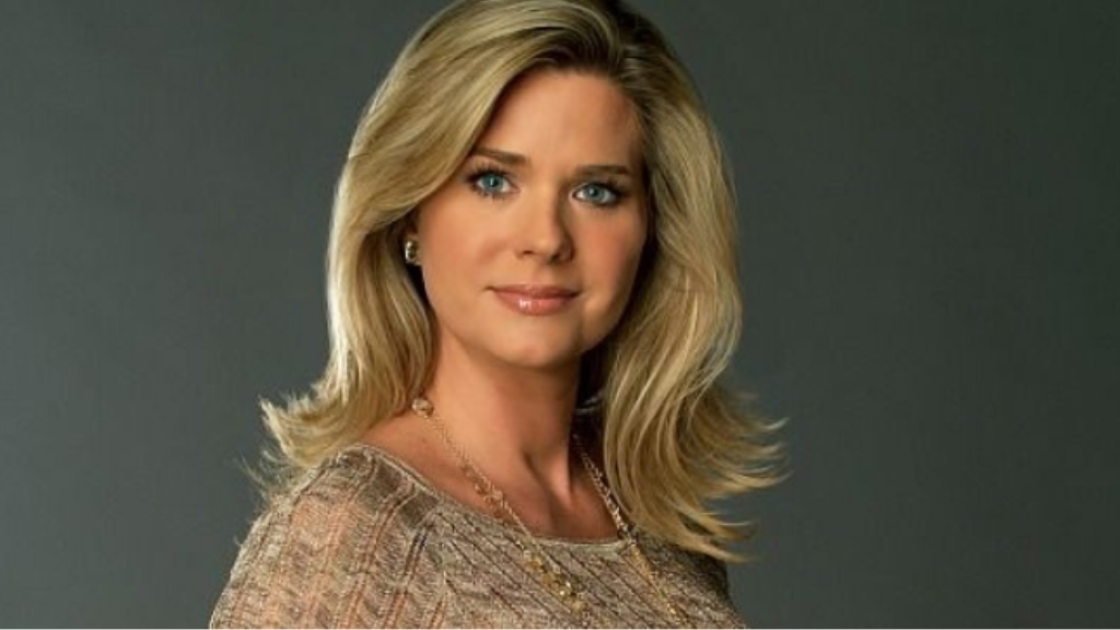 Sonya Smith perosu nuevo proyecto profesional.