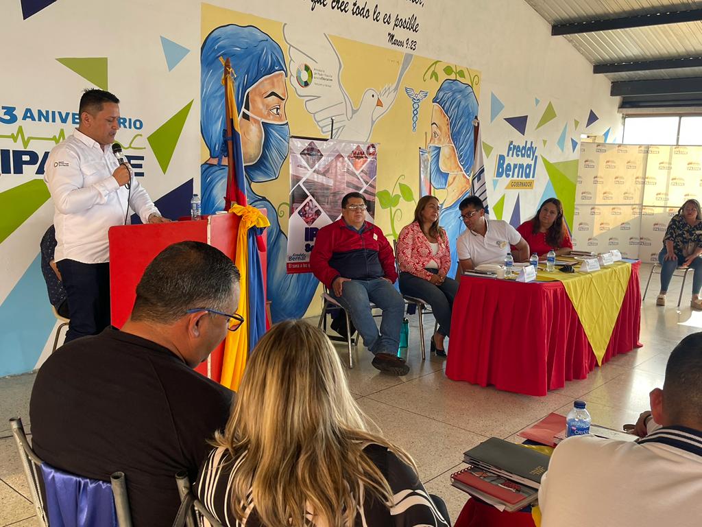 Ejecutivo Regional evalua planes prospero para docentes tachirenses