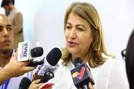 Ministra de Educación discutirá contrato colectivo con voz de los docentes venezolanos.