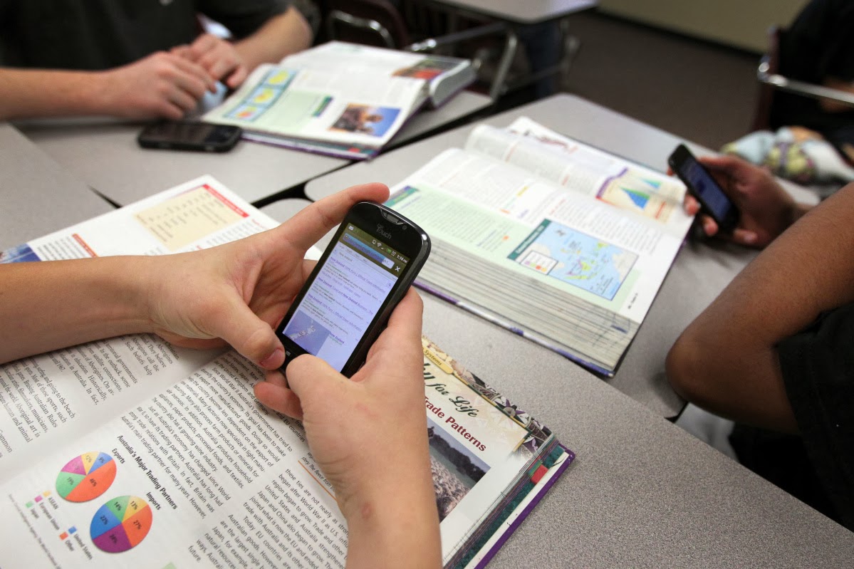 Países Bajos prohibirá los celulares en las escuelas