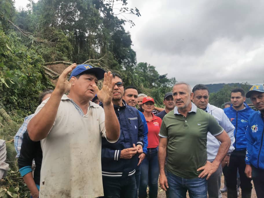 17 deslizamientos entre Mirador y rubio dejo.las últimas precipitaciones