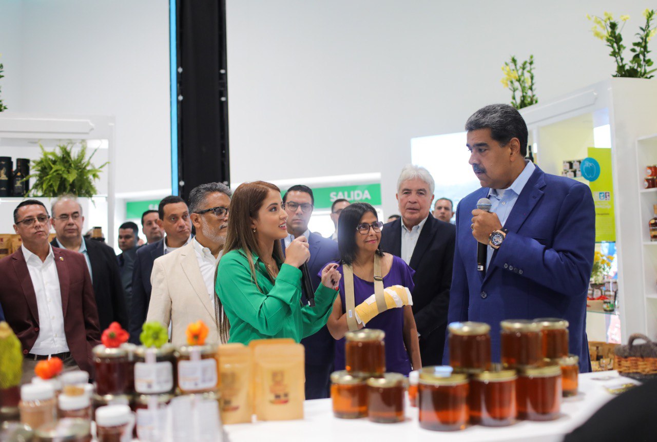 Presidente inauguró el Centro de Convenciones Parque Bolívar y la Expo Marca de lo Hecho en Venezuela