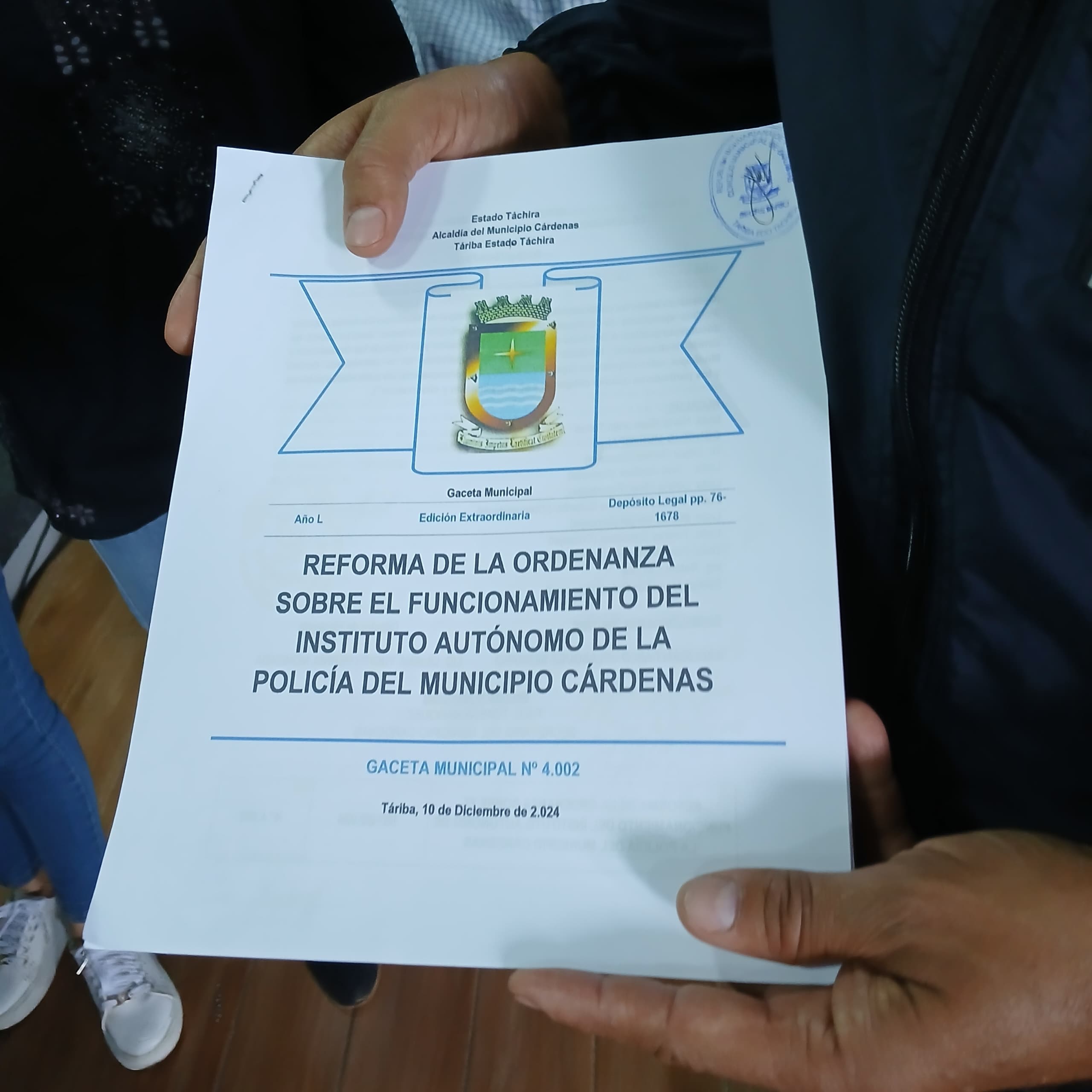 En sesión ordinaria el Concejo  de Cárdenas entregó la nueva  Ordenanza de Policía Municipal