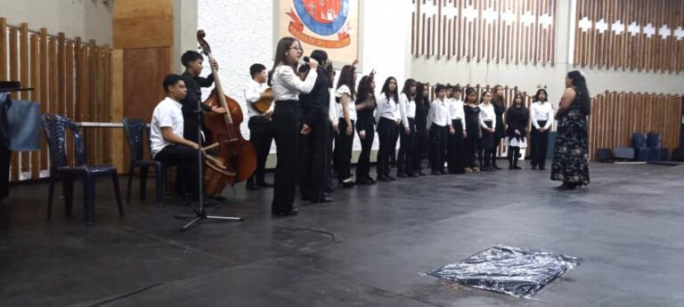 EMMAE cerró año 2025 con Concierto de Gala