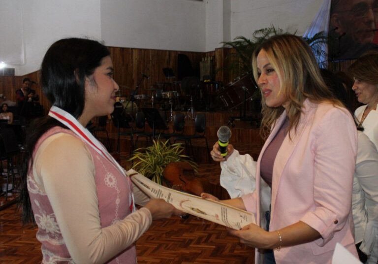 Cerrando Marzo el mes de la mujer,  en un acto donde se reconoce  la labor de  más de 84 mil féminas de la GMVM